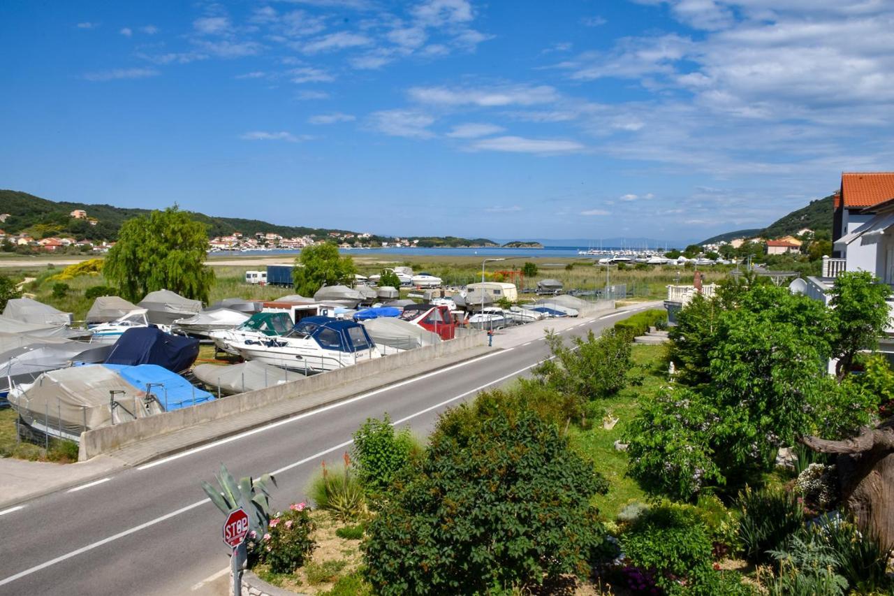 Apartman Belisima Deluxe Supetarska Draga Zewnętrze zdjęcie